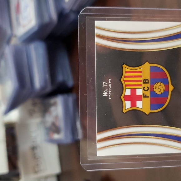 Lamine Yamal 2024-25 Select FIFA Soccer Equalizer Silver Prizm Sports Card - Picture 5 of 6